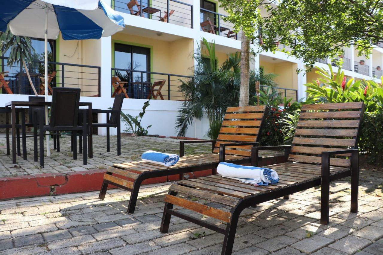 Hotel D Marco Exxpres Palenque Exterior foto